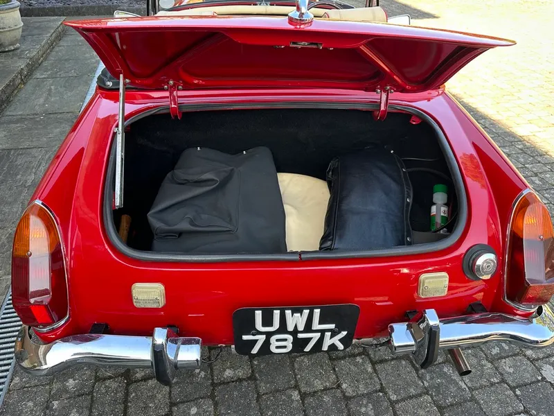Mg midget i7fnjrnl8 frrw6nc8ern