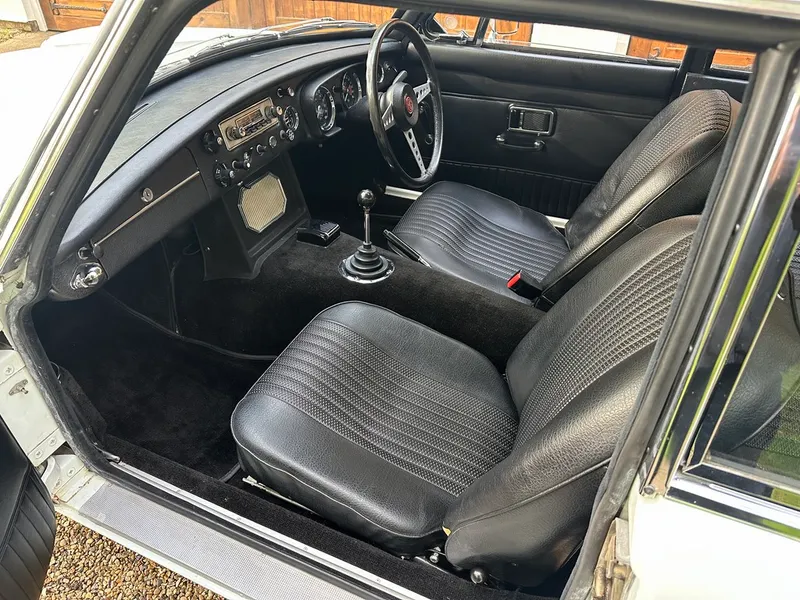 Mg mgb gt xuro7l5kgsacnjx37nlh4
