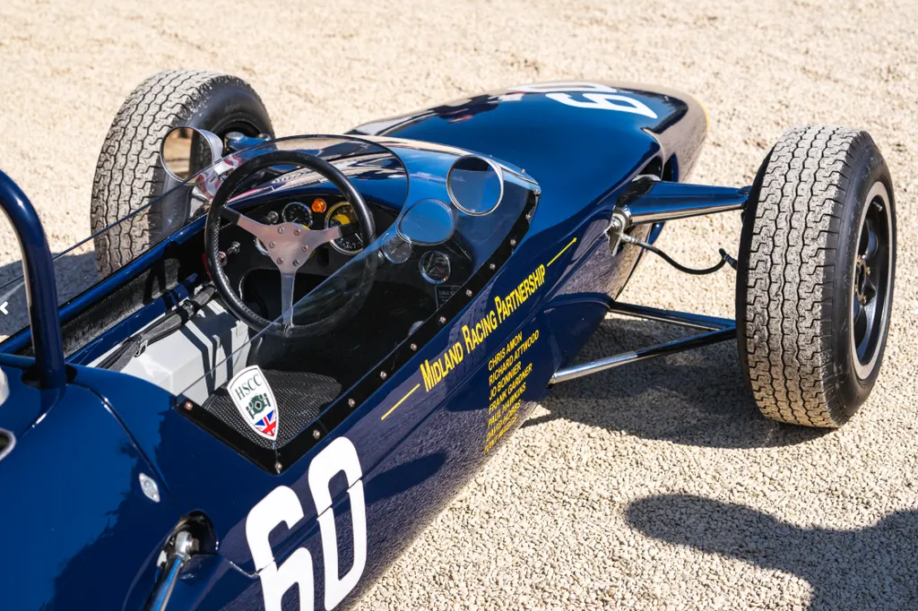 Lola t60 formula 2 vcxhtygml  kdu klf0op