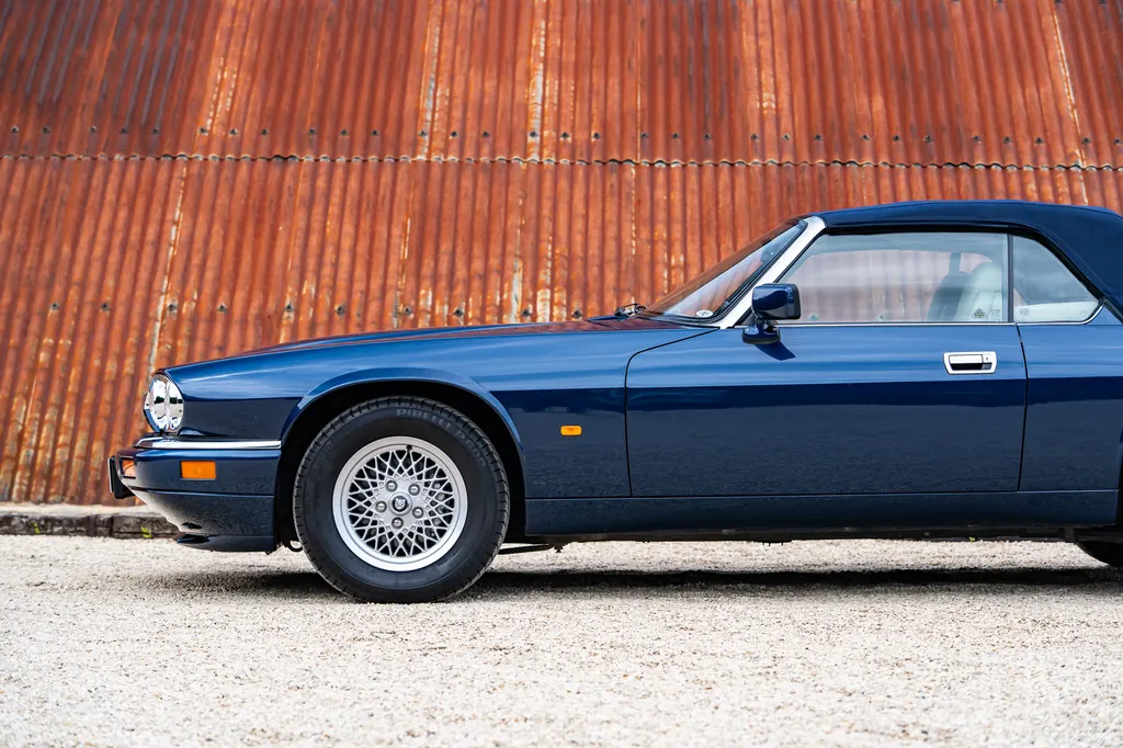 Jaguar xjs bpmcyhthtyfn17x5p80yd