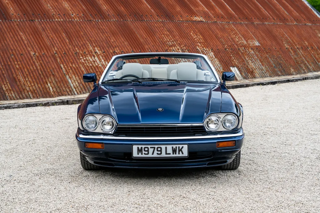 Jaguar xjs fem8 5e7kz3thzuweg3vh
