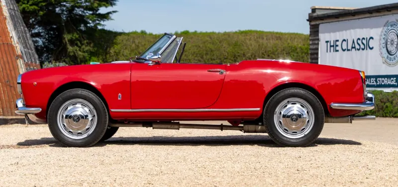 Alfa romeo giulia 1600 spider mjzetsba4kiv3jv 3s4bi