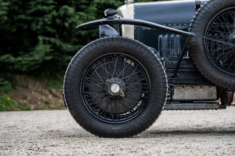 Bentley 3  e9owe8k pkmunguholxmh