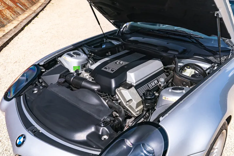 Bmw z8 alpina 9pvvdkdwpkviujkdwwhty