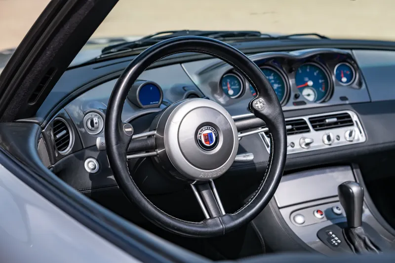 Bmw z8 alpina t5gtsn0b2ic5td3qksu1l