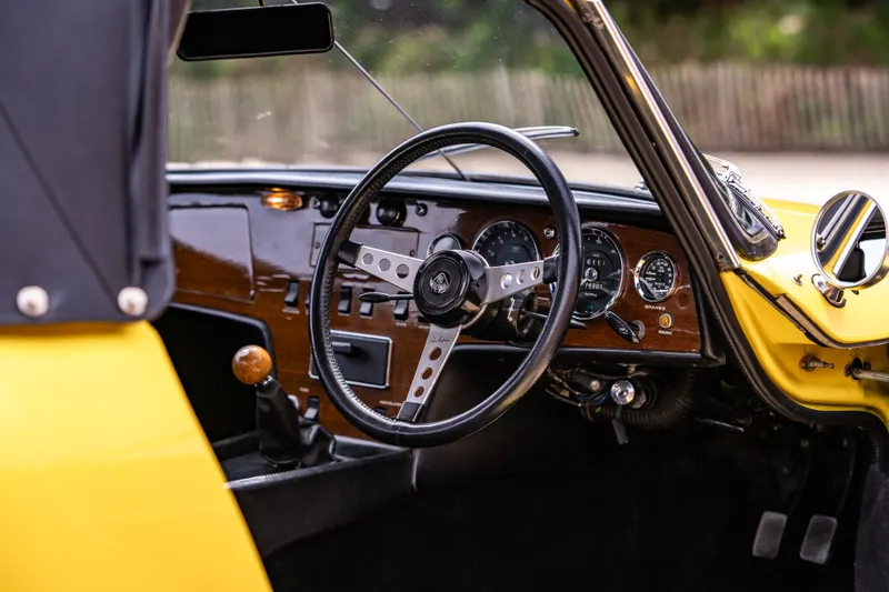 Lotus elan qj0xq3etmegygwbqeo3op