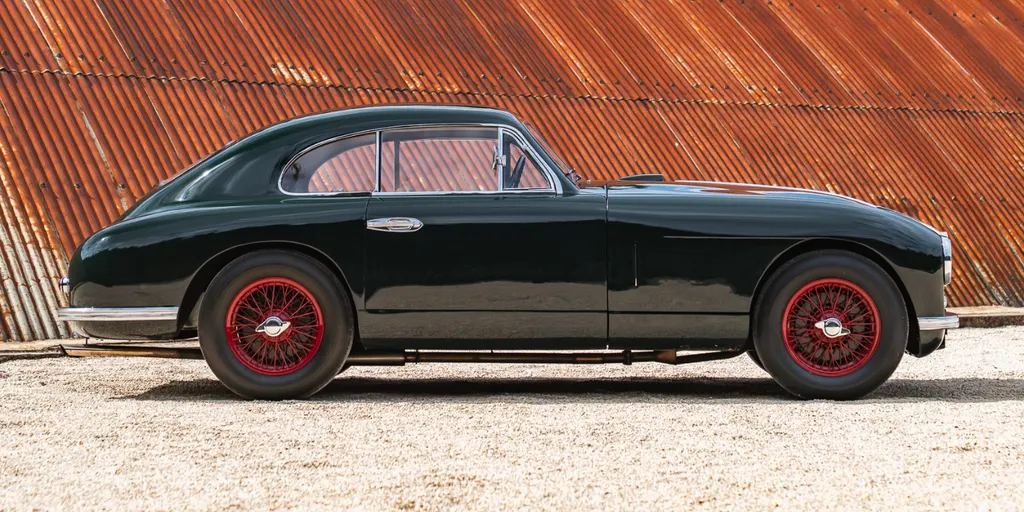 Aston martin db2 7zvlt181crlgjmp30d7r1