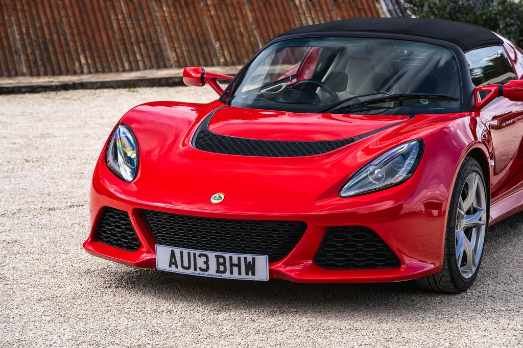 Lotus exige dllyji rc1hal7jseyt e