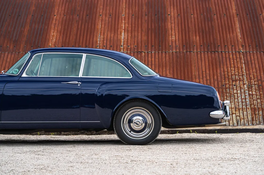 Bentley s2 qakihrejcncrxu7up63kp