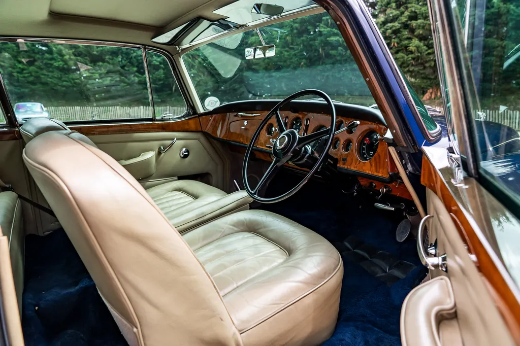 Bentley s2  kaeawyuz2bpavtb6b cq