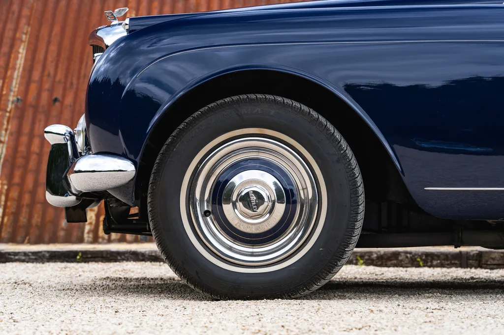 Bentley s2 ikpc3hw0s1ejyvlmcdikv