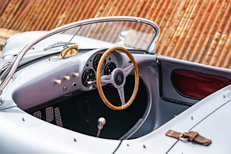 Porsche 550 spyder replica 0gqoqzutvlmugvurv8pdy