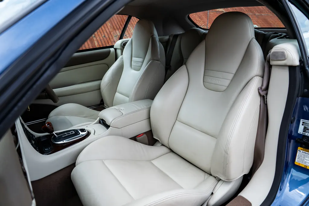 Jaguar xkr 1k8xclpveiefagpcqka6p