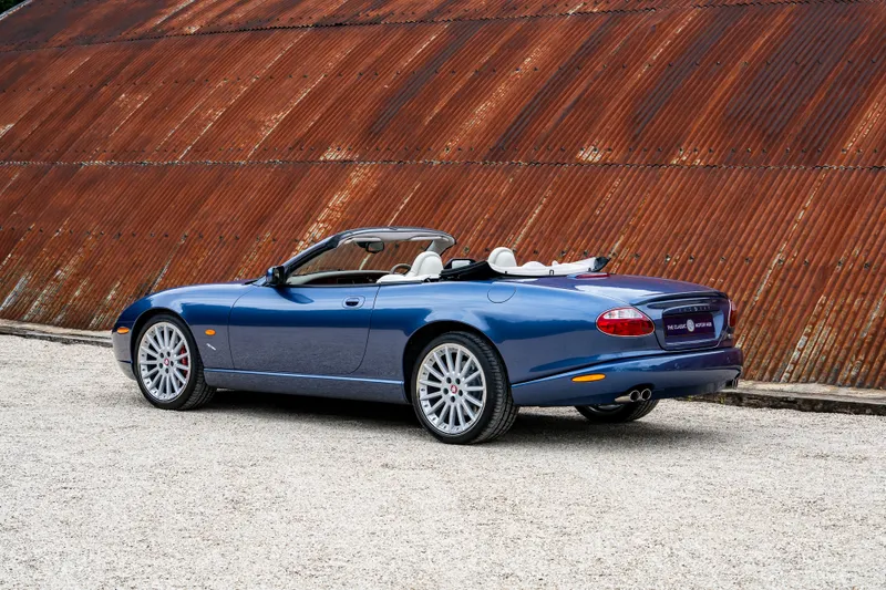 Jaguar xkr cjp1azgholc3cxywqgvdz