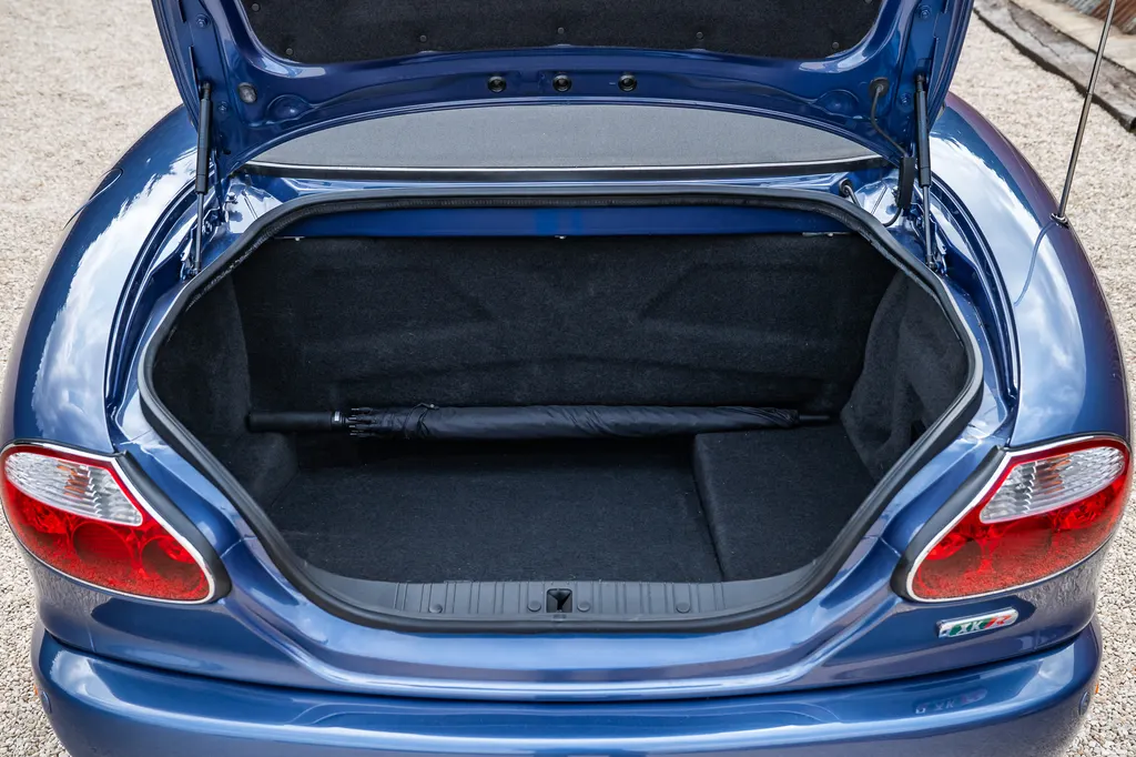 Jaguar xkr nebxrwebsukb5fj0mo0k9