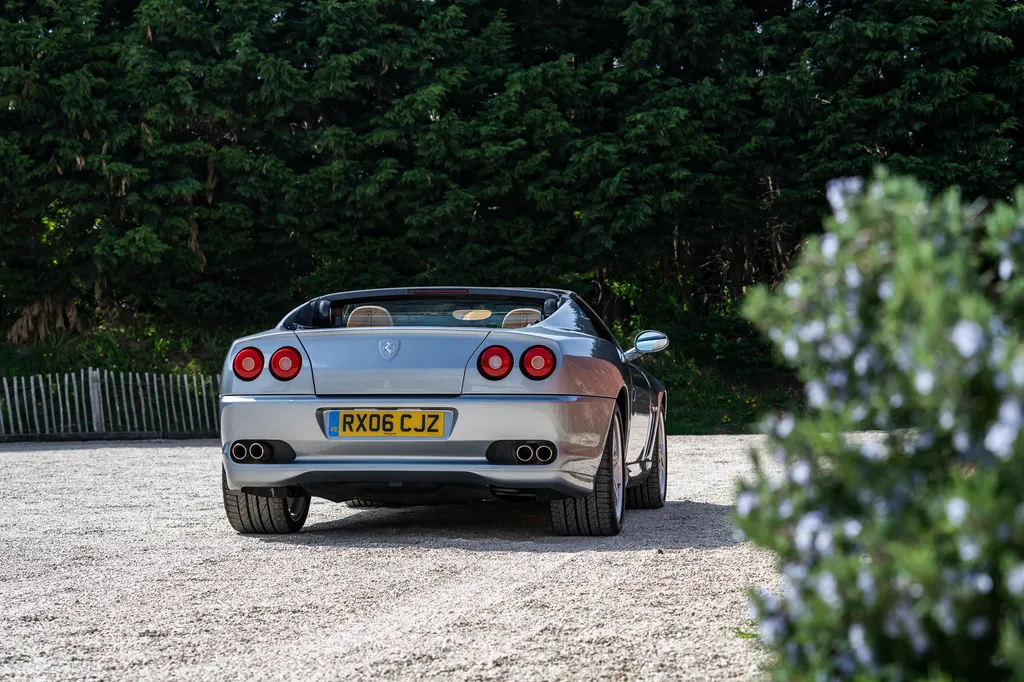 Ferrari 575 superamerica vb8s5vu1nxng  vid9ppp