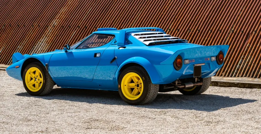 Lancia stratos on c0eritlfirvazywswr