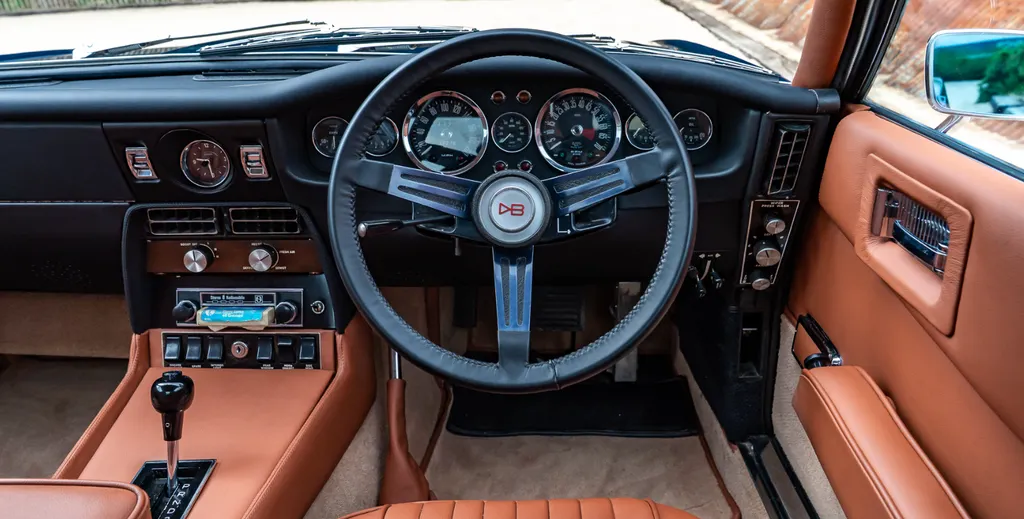 Aston martin dbs v8  46jctoomumcyrnde8mb63