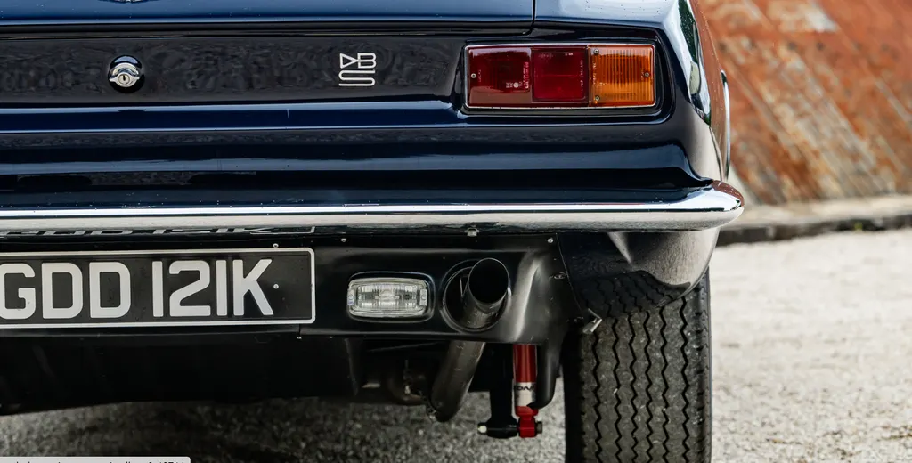 Aston martin dbs v8  p9t90cic8ysonoocsgkyn
