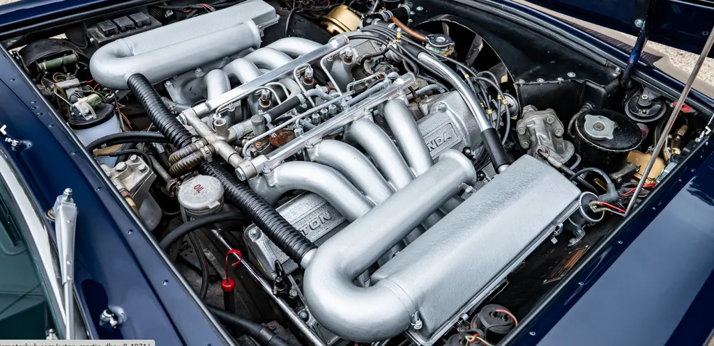 Aston martin dbs v8  ddds1fwbotujld0mr01sf