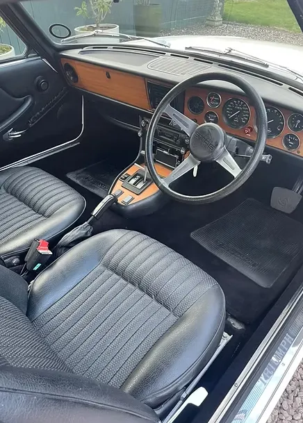 Triumph stag qm5lqv7olypsqad3snsny