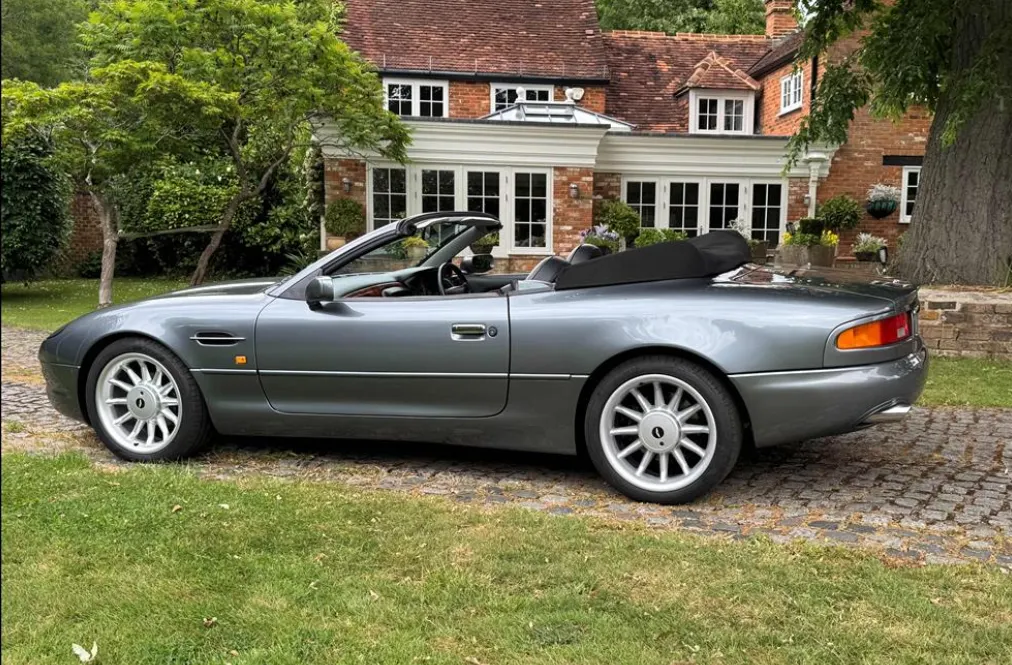 Aston martin db7 ipa e1ddgzylp3w08s842