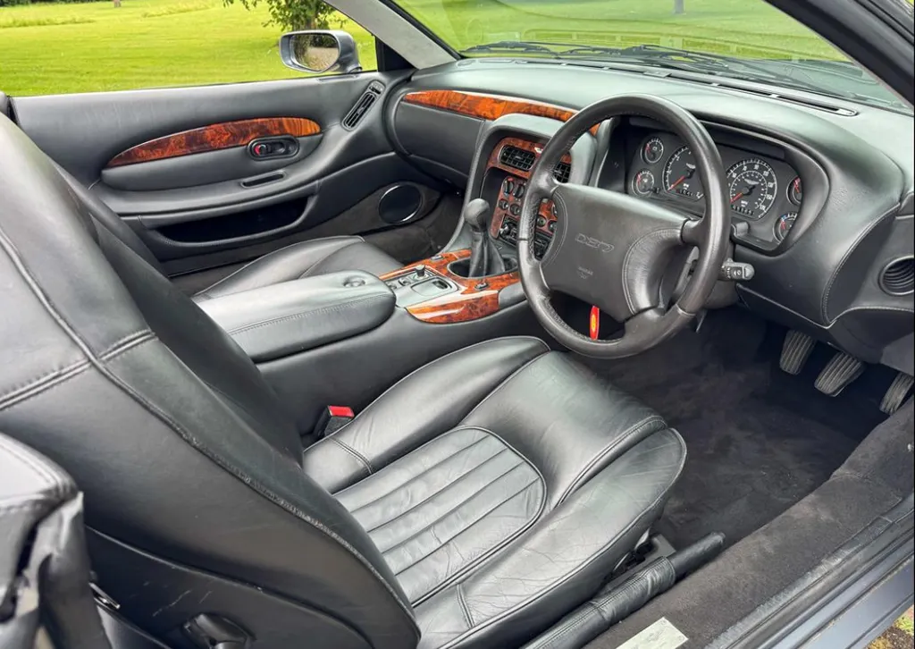 Aston martin db7 n p90k1hwg3ec2qtsrk n