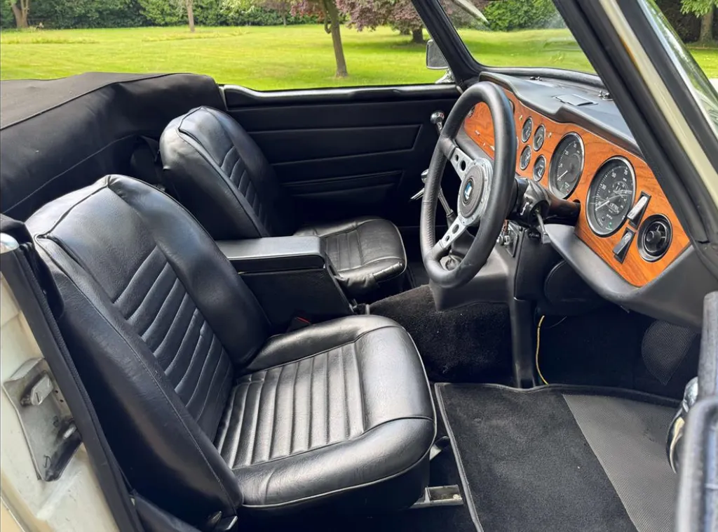 Triumph tr6 9ablmu svb0csisp72mhp