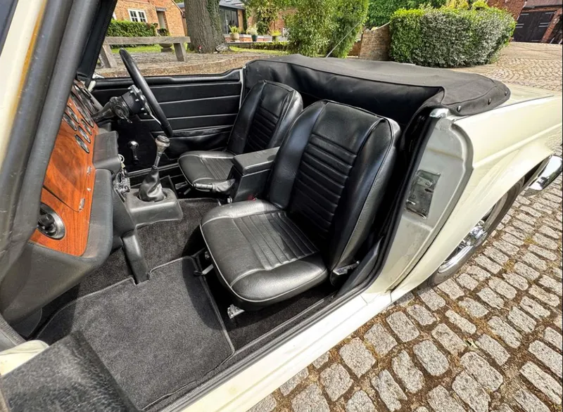 Triumph tr6 aev0hdxl ogu rexr3eon