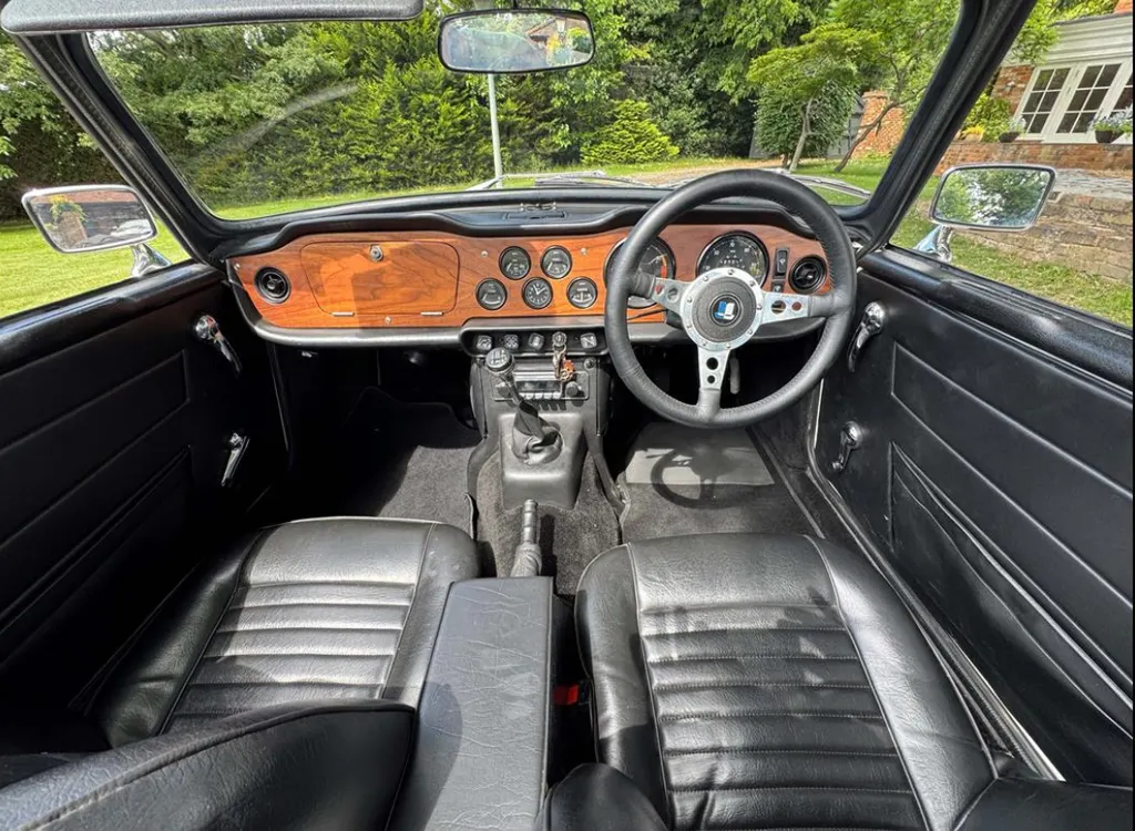 Triumph tr6 n u4iopoo0yr1ewnfumyd