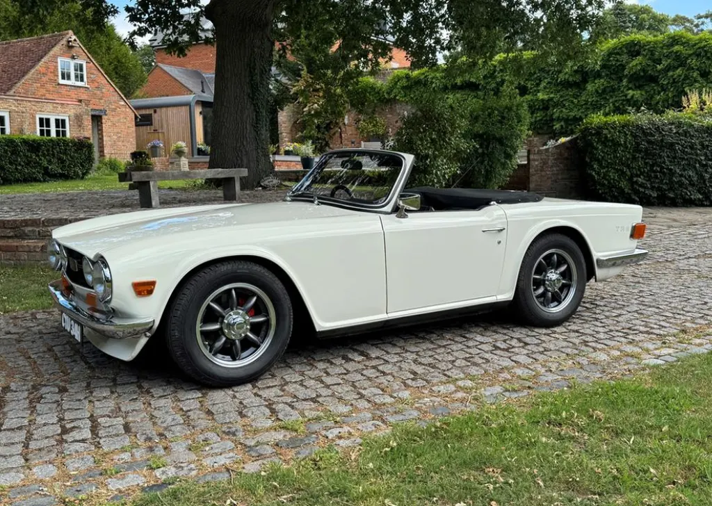 Triumph tr6 ect8rxdfx54uvtf7bs2et