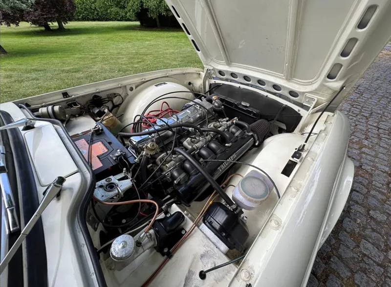 Triumph tr6 ewt4bype2fpy8taf206xx