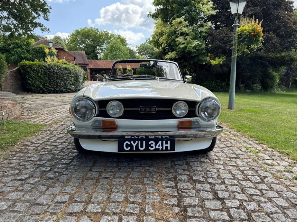 Triumph tr6 h0yulbipfvtttyqzydskn