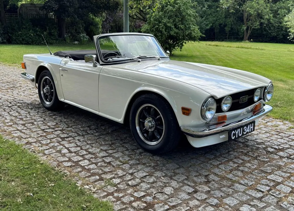 Triumph tr6 kgml3 whai2wpueict9eo