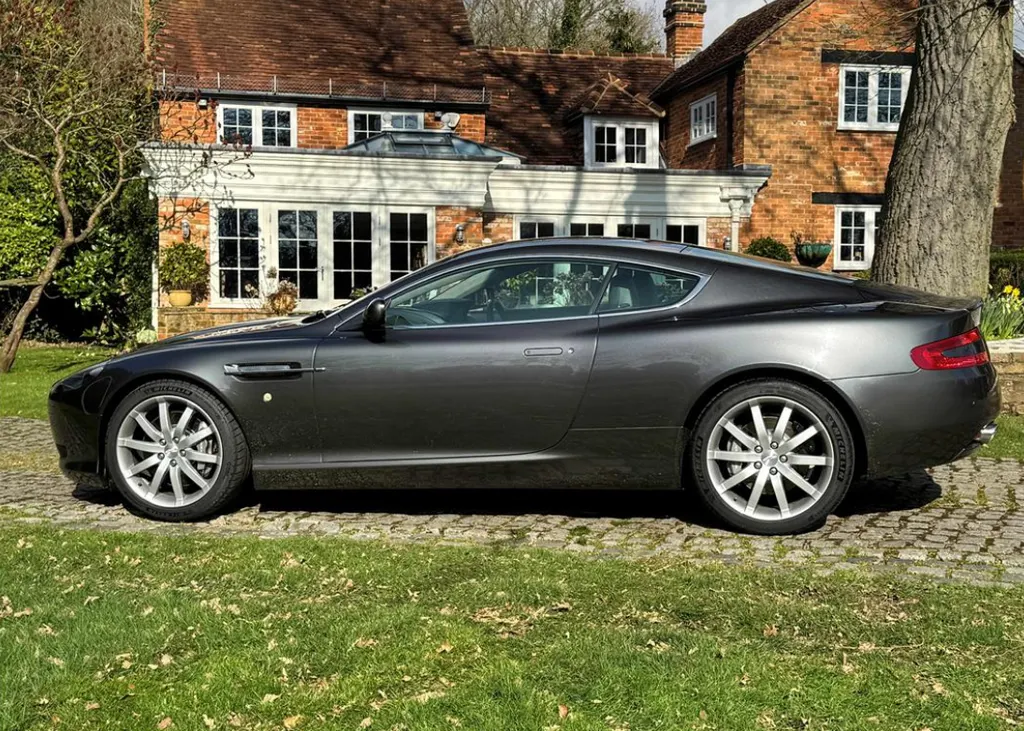 Aston martin db9 eieansjlgndjls1vn67wj