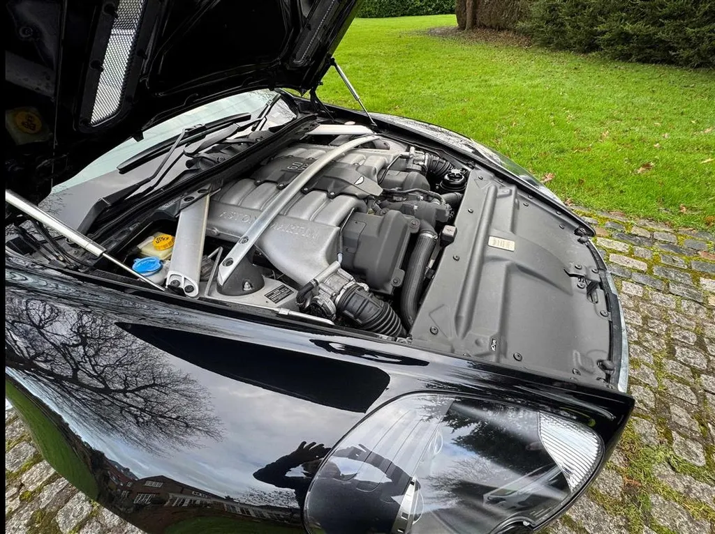 Aston martin db9 bozsbnzri2kv6fyqc ooh