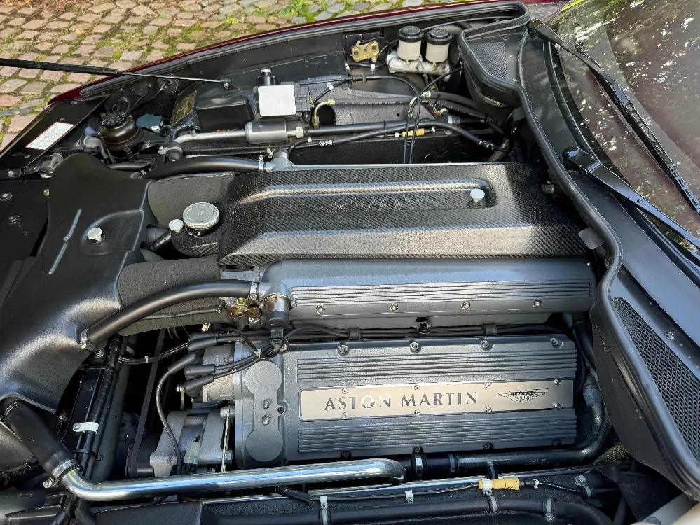 Aston martin virage l5gjr0qrp4xpjirrc4vjl