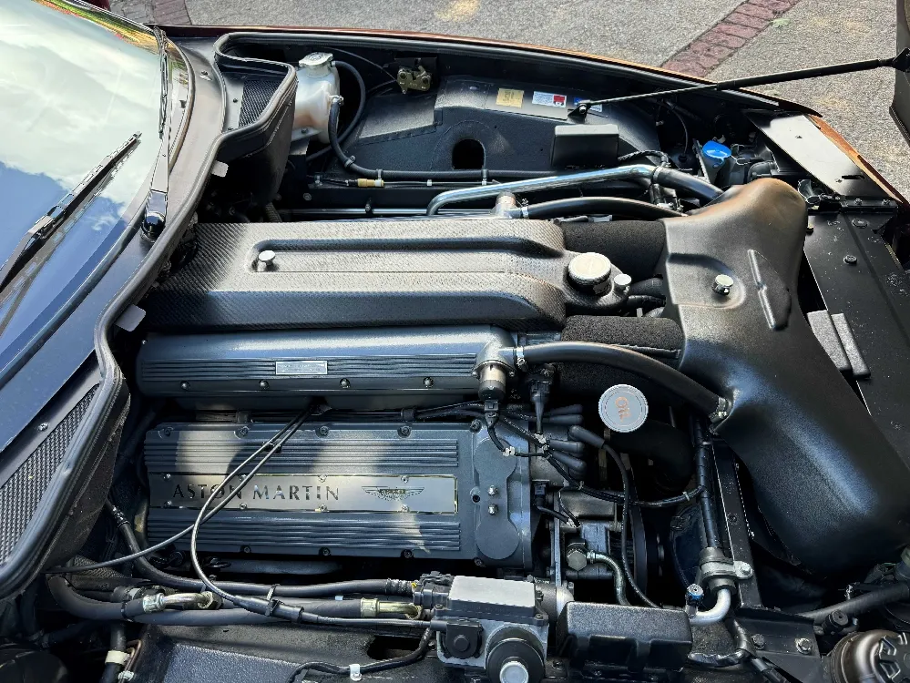 Aston martin virage mf8x5plfplpjhelm88a 4