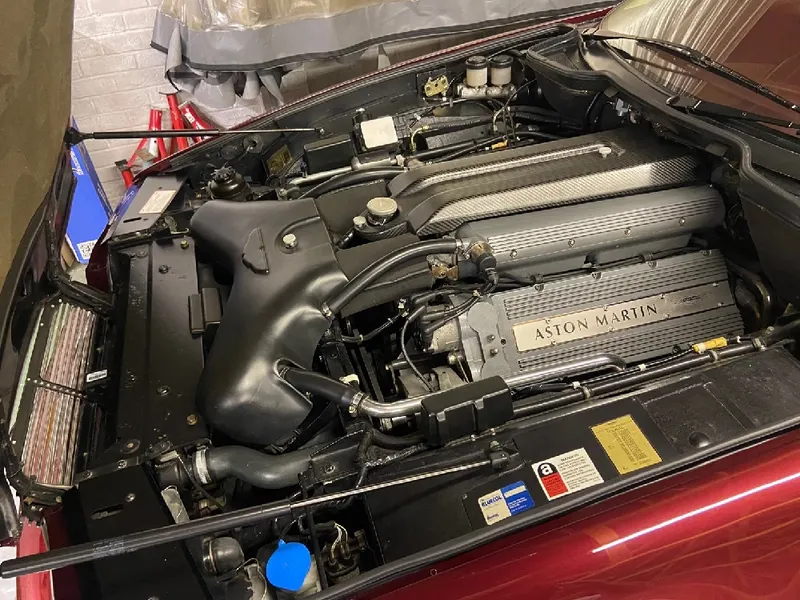 Aston martin virage nhm2n9b28mtz bczqwwr 
