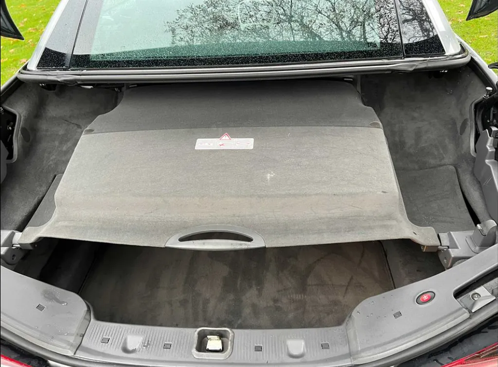 Mercedes benz sl series 5qmhienakqsejq4xbd6 x