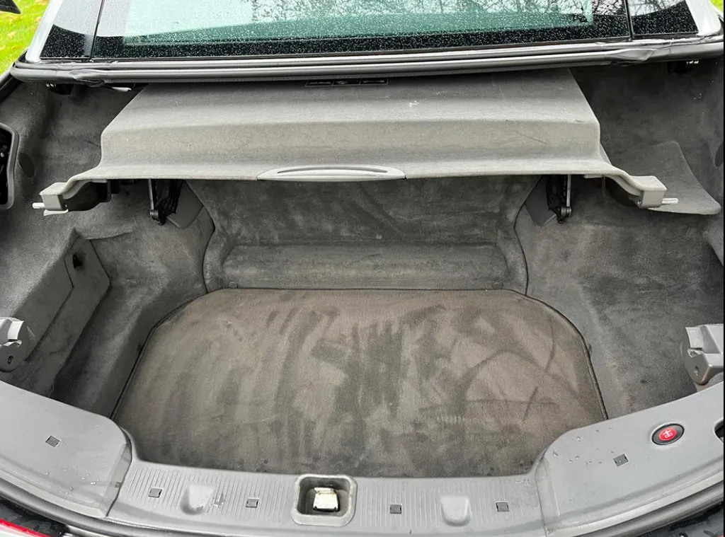 Mercedes benz sl series ibk3kcqukgasbhlmkvl7l
