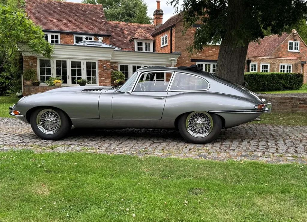 Jaguar e type 9jxmh59k34yhakmsgeg1k