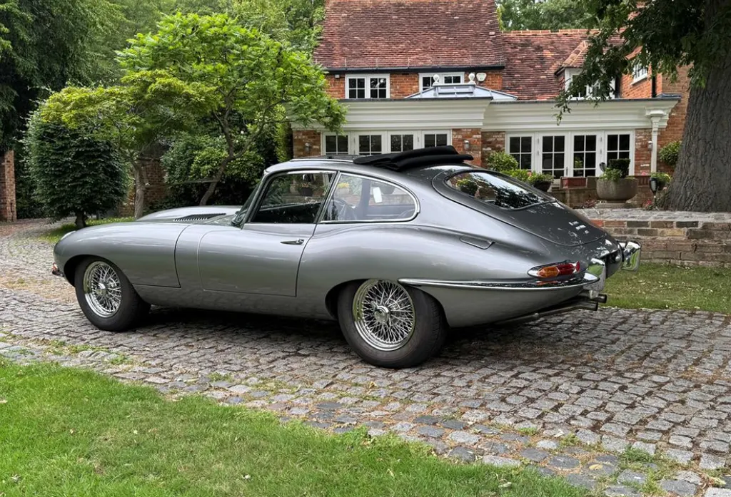 Jaguar e type nb5zh9ulabnmxkvqf44ln