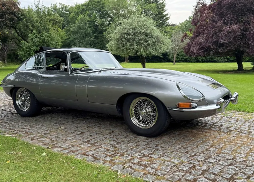 Jaguar e type s6bhjq8 sonplhq emyyr