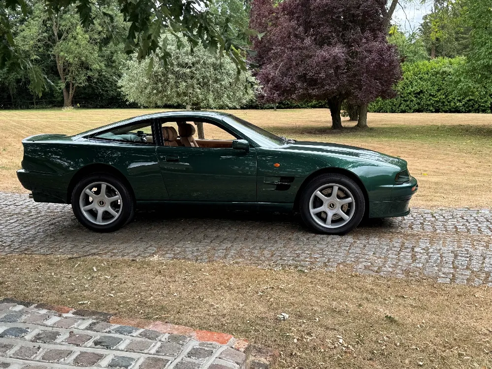 Aston martin v8 coupe e6bb5ecsnkkoyo6tvaefx
