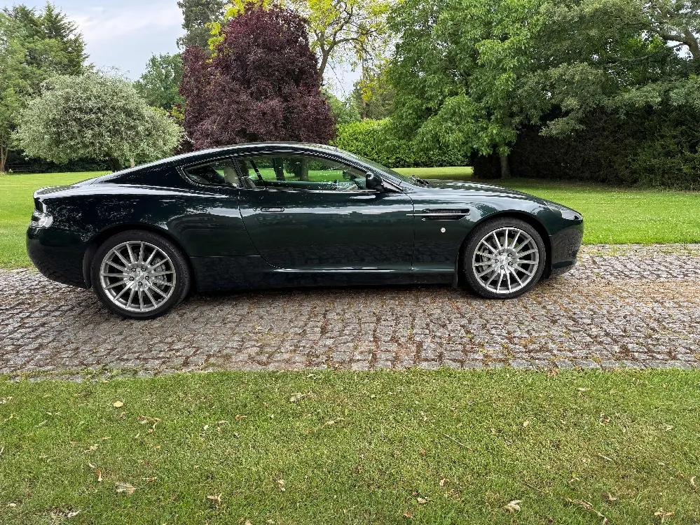 Aston martin db9 nbo cqnocvtzmiidzztae