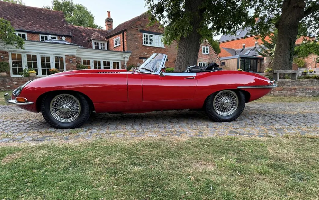 Jaguar e type caulju9xkxaup10kh360y