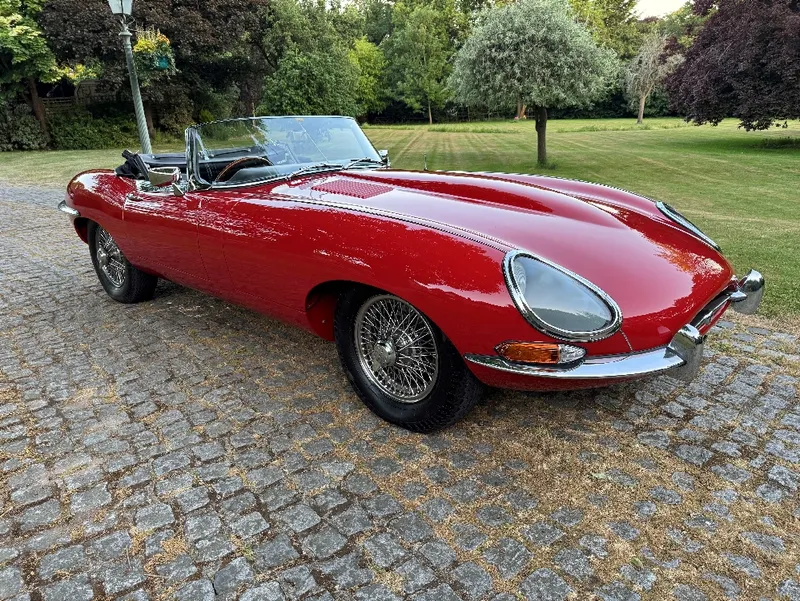 Jaguar e type p3z0ooek7gojjo0mfnbam