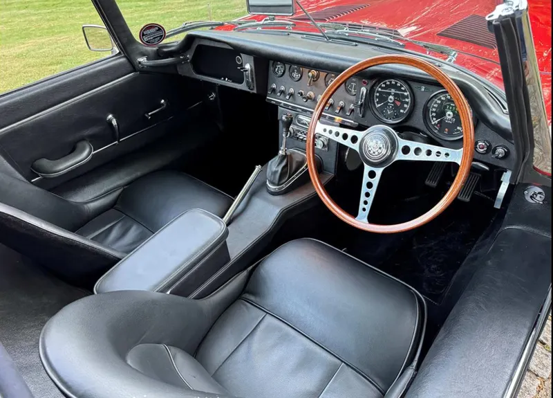 Jaguar e type sxssheg0atssdcvekrc9t