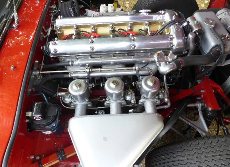 Jaguar e type xue3owpmefrhjwvowi tw
